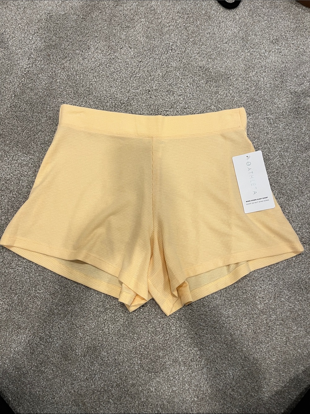NWT size S Athleta Pale Yellow Textured sleep Shorts